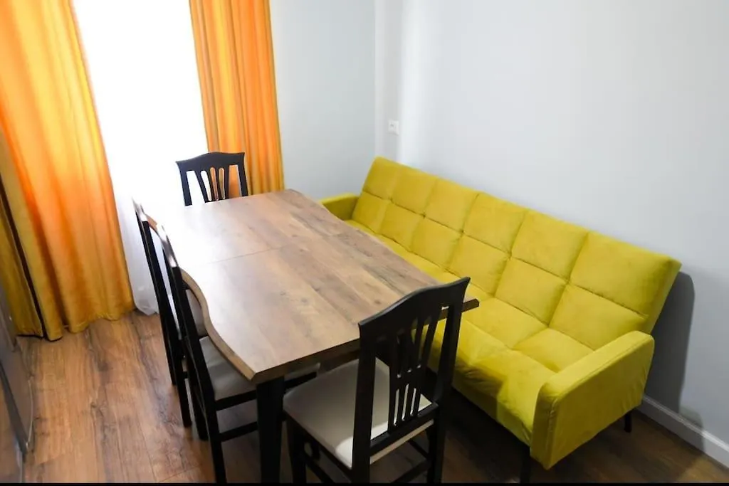Claire'S Cosy Flat Central Berat 0*,  Albania