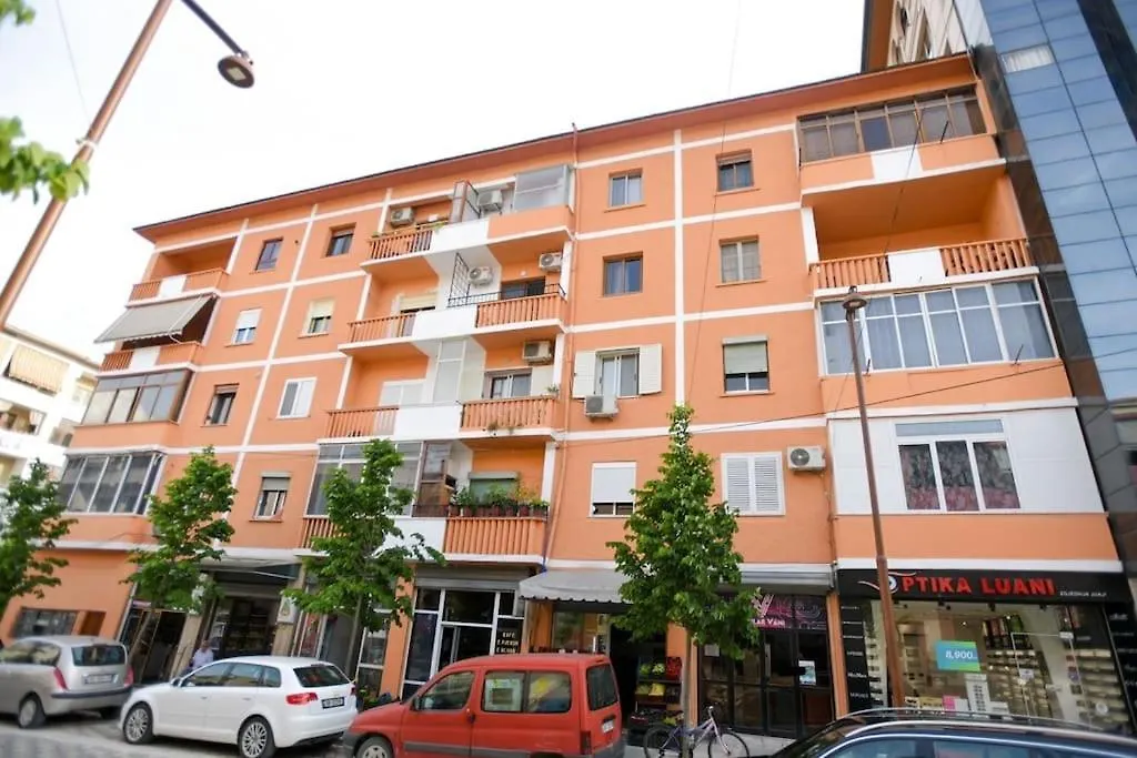 Apartment Claire'S Cosy Flat Central Berat