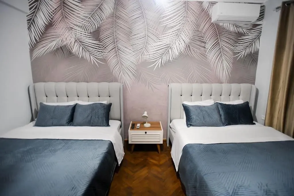 Claire'S Cosy Flat Central Berat Albania